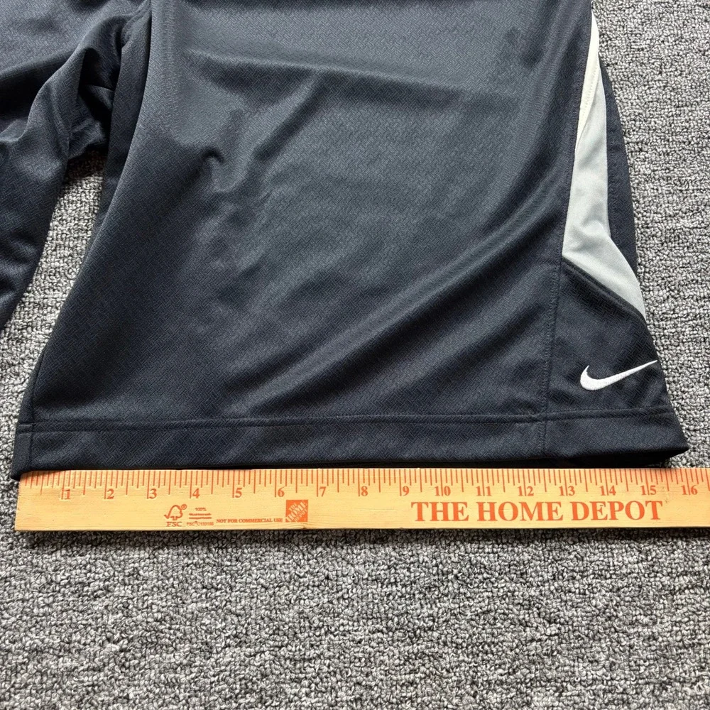 Baggy Y2K Nike Basketball Athletic Black Sportswear Shorts Size 2XL